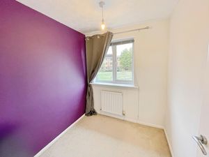 Campernell Close- click for photo gallery